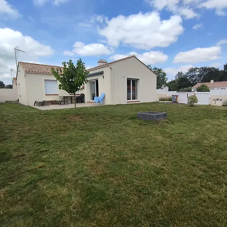 Maison De Vacances, Cosy, Boheme Chic, Avec Jardin! * Bois-de-Cene